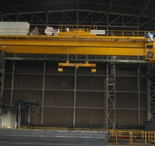 Suwnica trawersowa wraz z magnesami i wózkiem obrotowym Q-25/5T, L=27,6 m GNP A7
