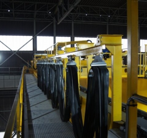 Suwnica trawersowa wraz z magnesami i wózkiem obrotowym Q-25/5T, L=27,6 m GNP A7